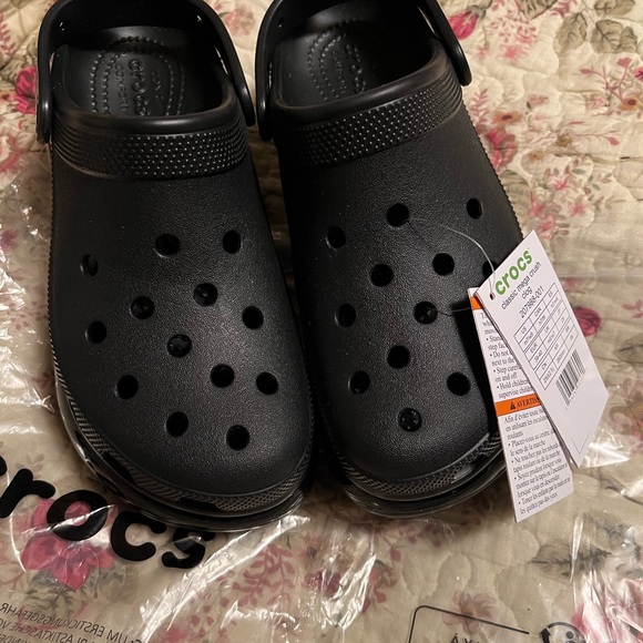 Mega Crush Platform Crocs 9 - Picture 9 of 12